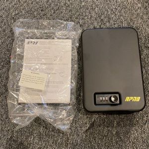 Small combo safe with vehicle anchor